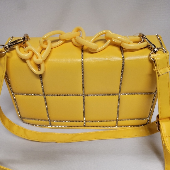 Yellow Handbag - Picture 3 of 4